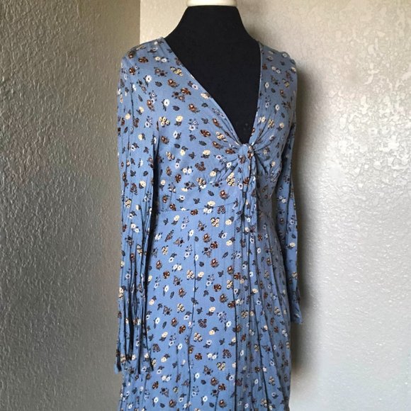 Xhiliration Blue Jean Floral Dress - Picture 3 of 3